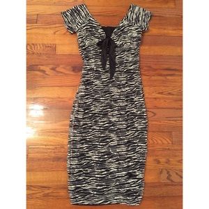 Vintage Bettie Page wiggle dress pinup retro lace